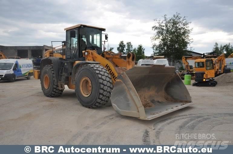 Hyundai HL770-9A Gumikerekes homlokrakodók