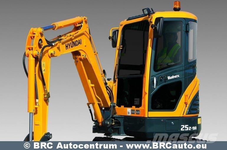 Hyundai R25Z-9AK Mini kotrók < 7t