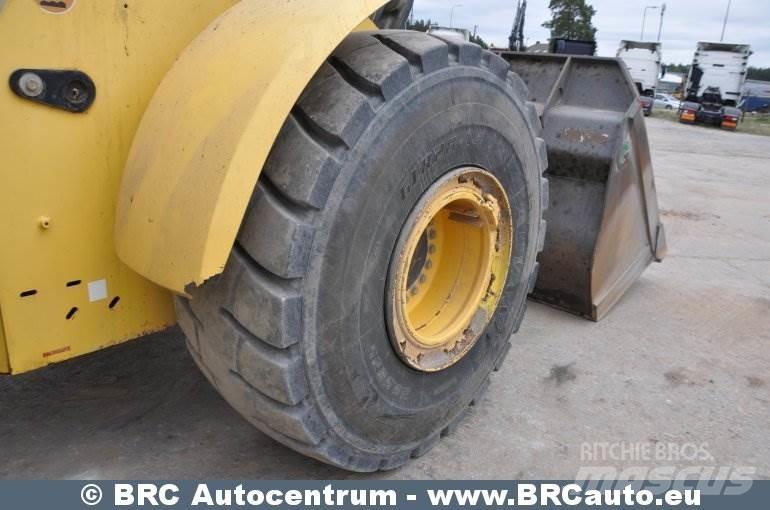 New Holland W270B Gumikerekes homlokrakodók