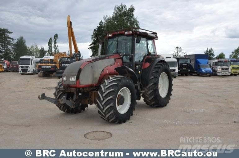 Valtra T190 Traktorok