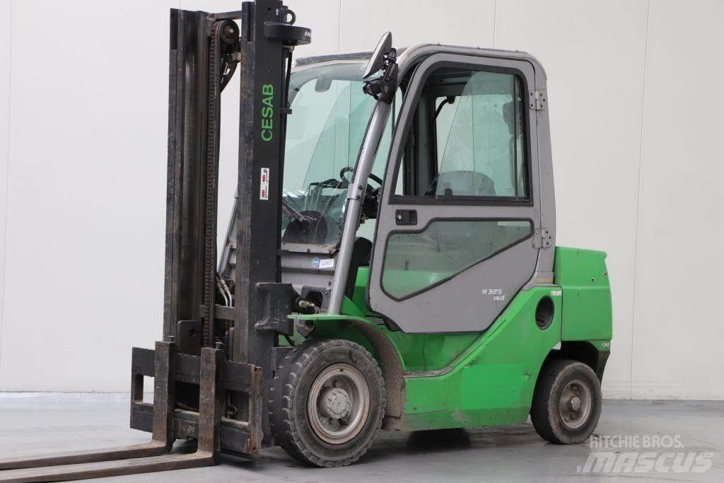 Cesab M325D Dízel targoncák