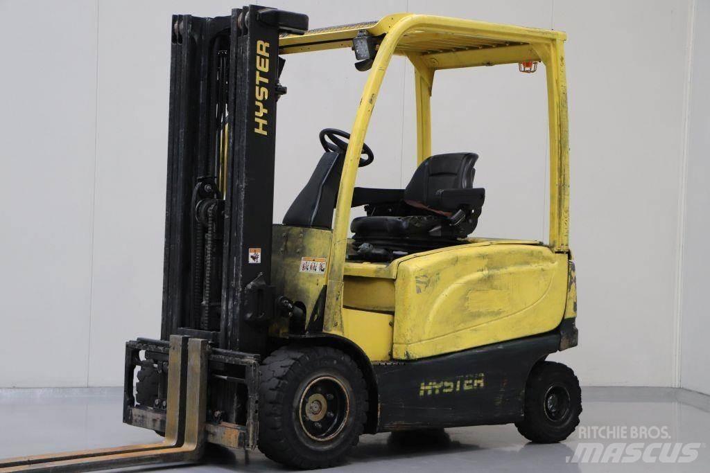 Hyster J2.5XN Elektromos targoncák