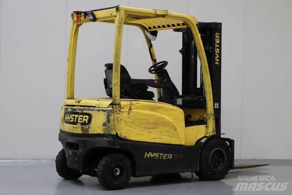 Hyster J2.5XN Elektromos targoncák