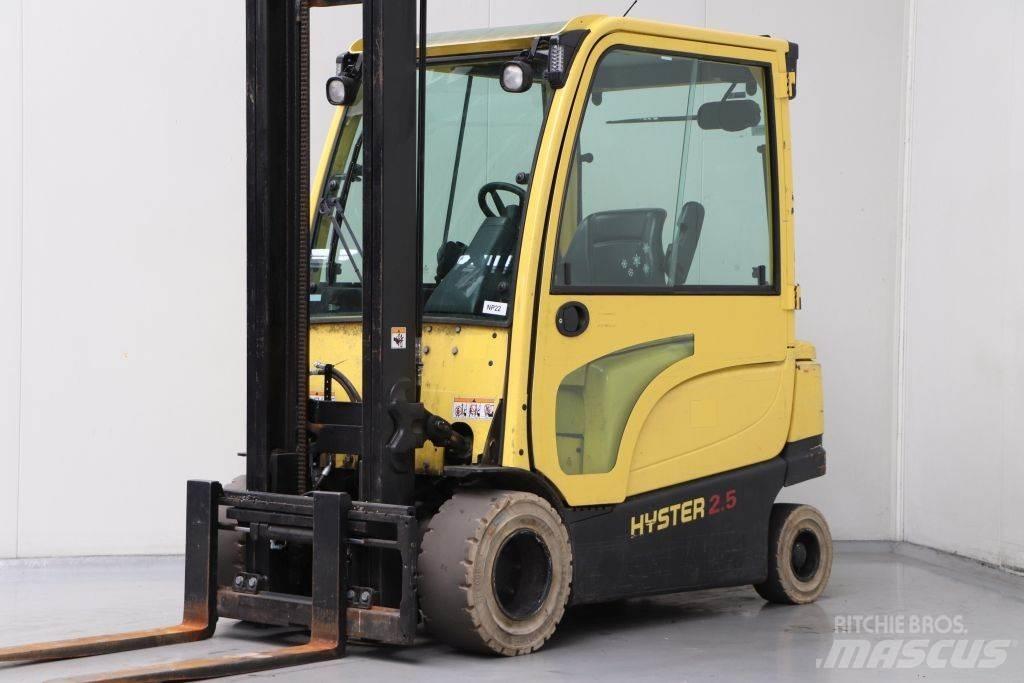 Hyster J2.5XN Elektromos targoncák