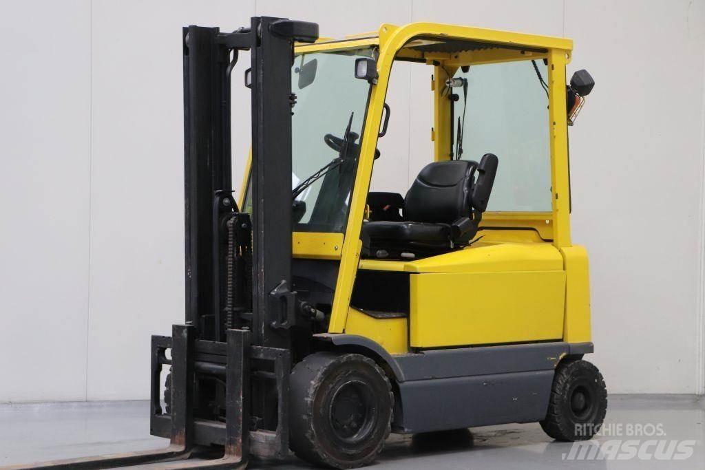 Hyster J3.00XM Elektromos targoncák