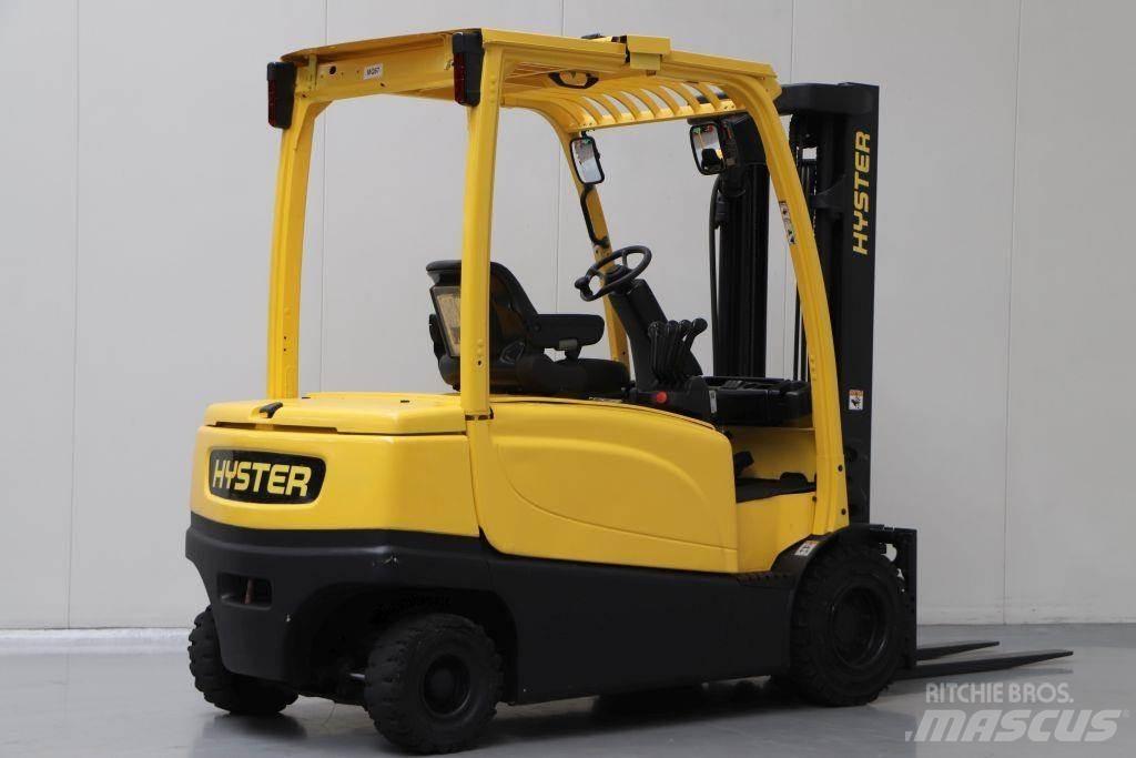 Hyster J3.5XN Elektromos targoncák