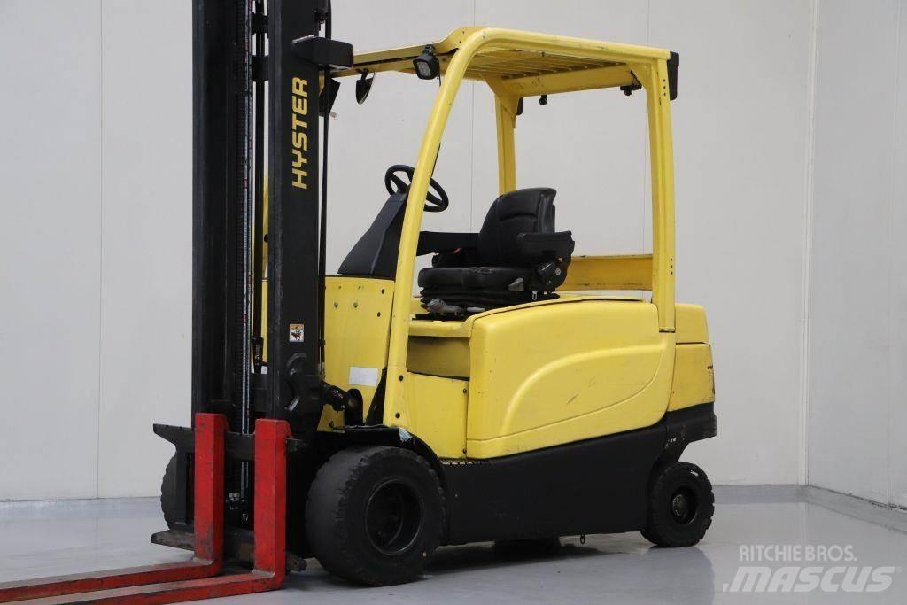 Hyster J3.5XN Elektromos targoncák