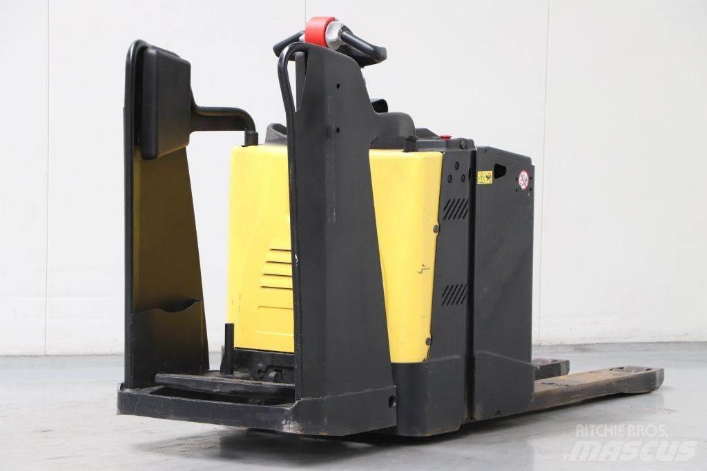 Hyster P2.0S Alacsony emelőkocsi
