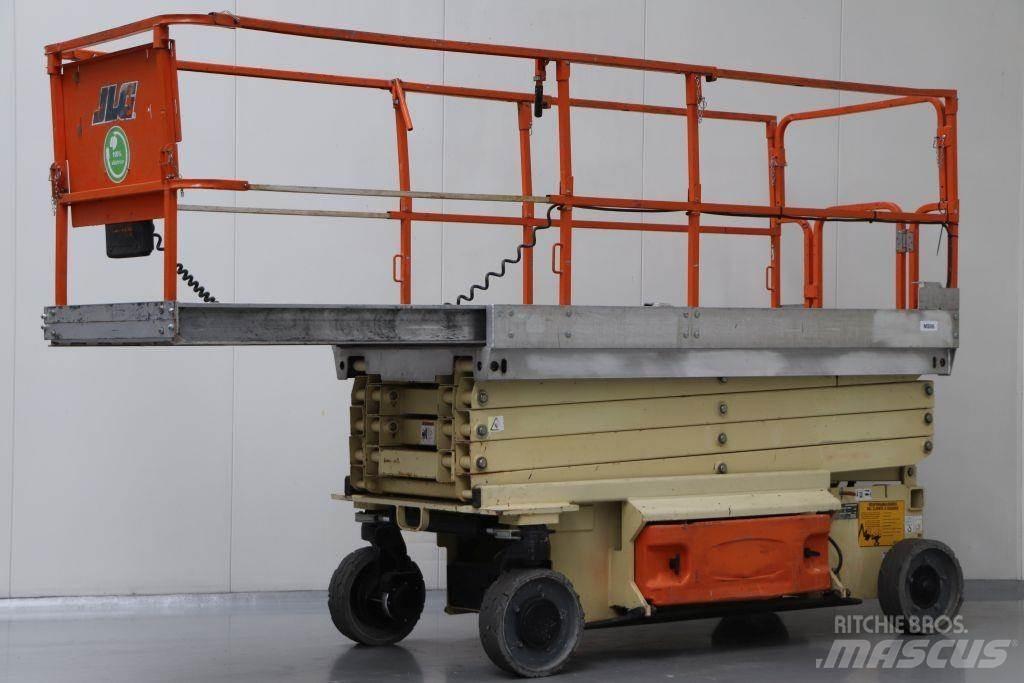 JLG 3246 ES Ollós emelők