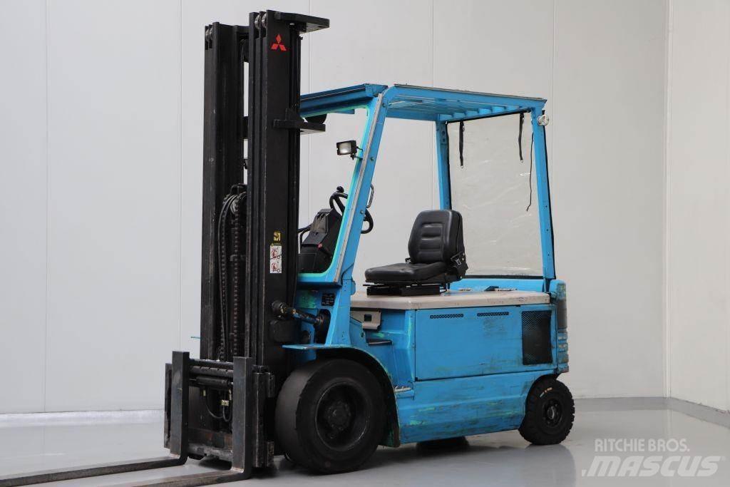 Mitsubishi FBP30 Elektromos targoncák