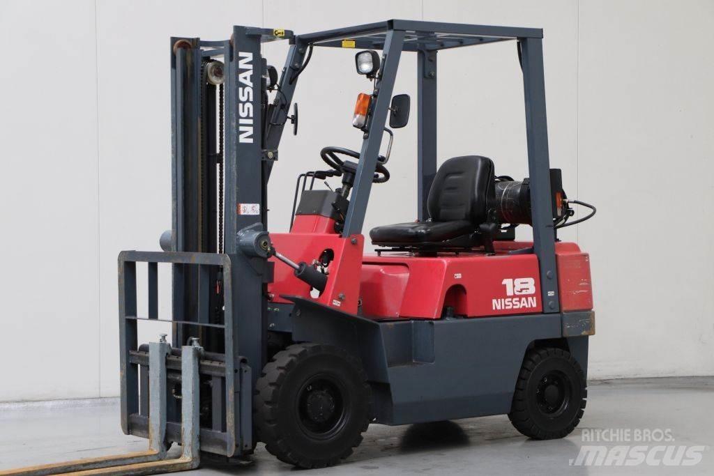 Nissan J01A18 Gázüzemű targoncák