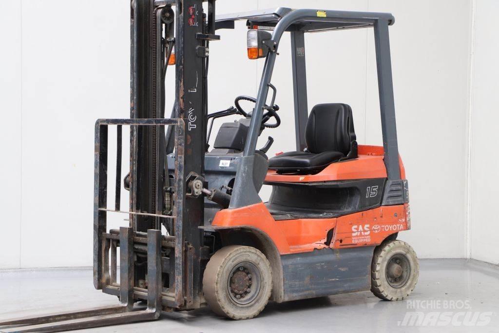 Toyota 7FB15 Elektromos targoncák