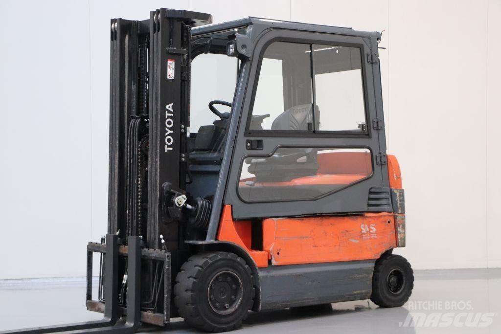 Toyota 7FBMF30 Elektromos targoncák