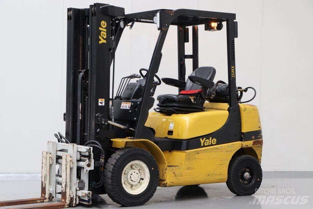 Yale GLP25MX Gázüzemű targoncák