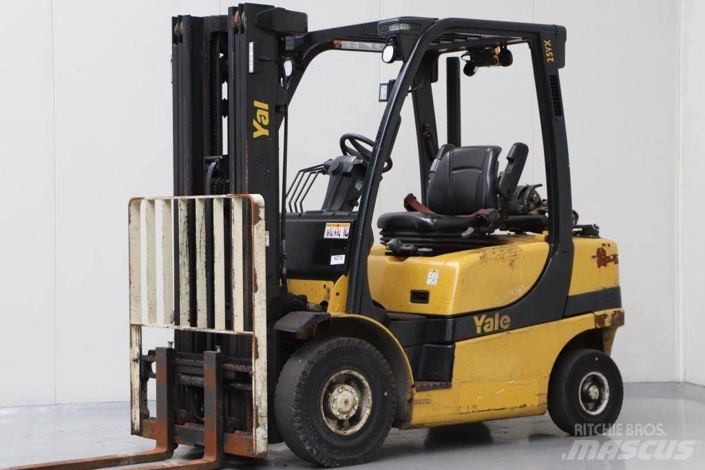 Yale GLP25VX Gázüzemű targoncák