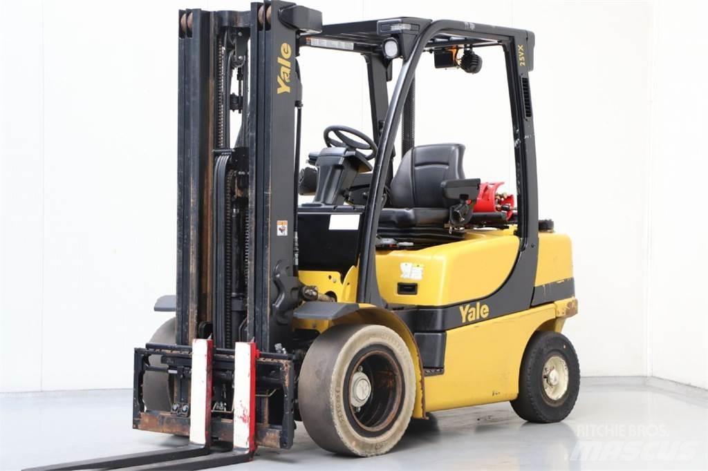 Yale GLP25VX Gázüzemű targoncák