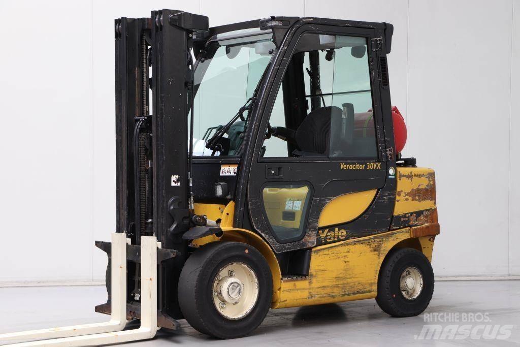 Yale GLP30VX Gázüzemű targoncák