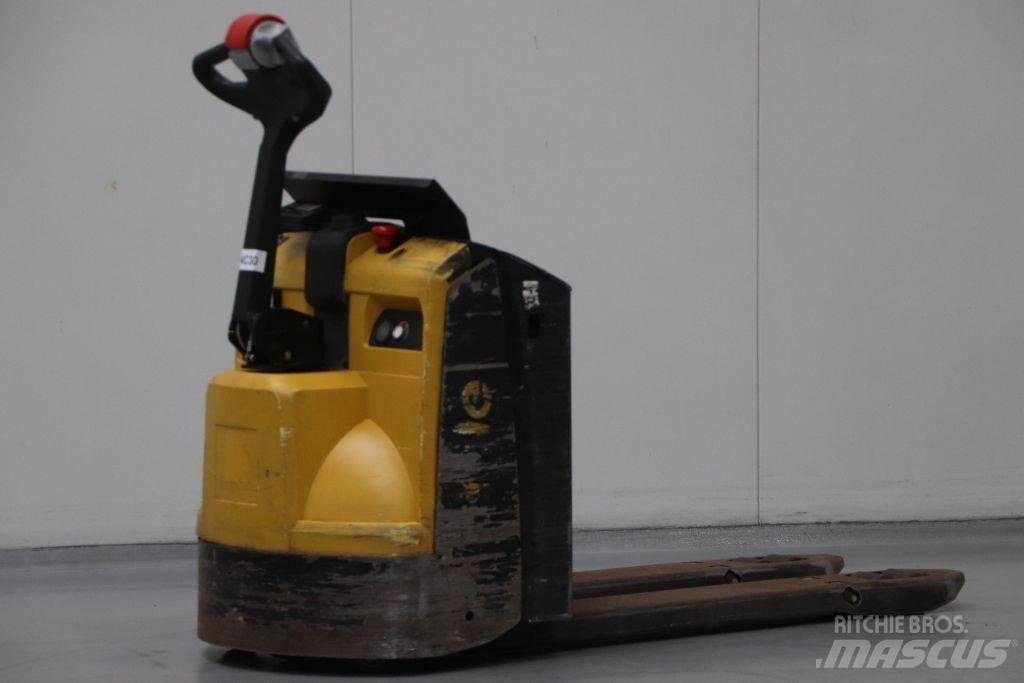 Yale MP16 Alacsony emelőkocsi