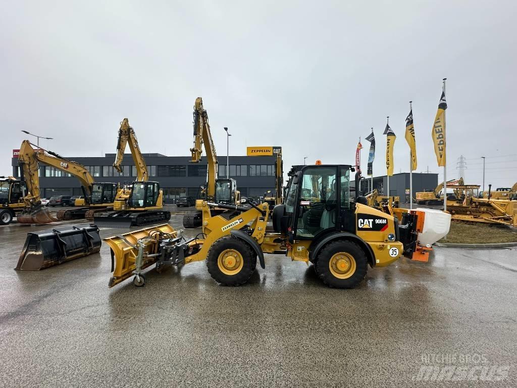 CAT 906 Gumikerekes homlokrakodók