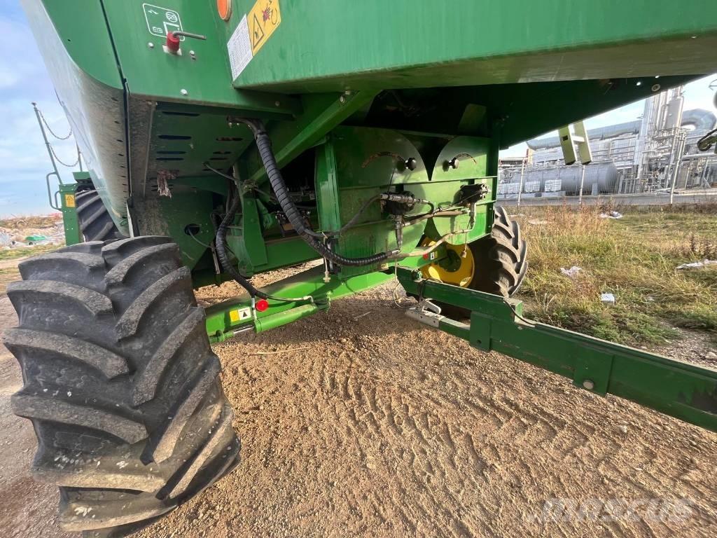 John Deere W 440 PTC Kombájnok