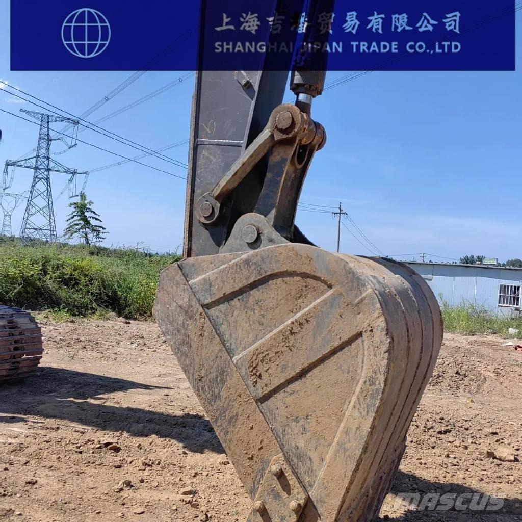 Volvo EC 220 Lánctalpas kotrók