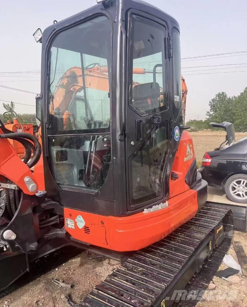 Kubota 161 Lánctalpas kotrók