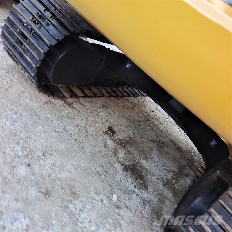 CAT 320 D Lánctalpas kotrók