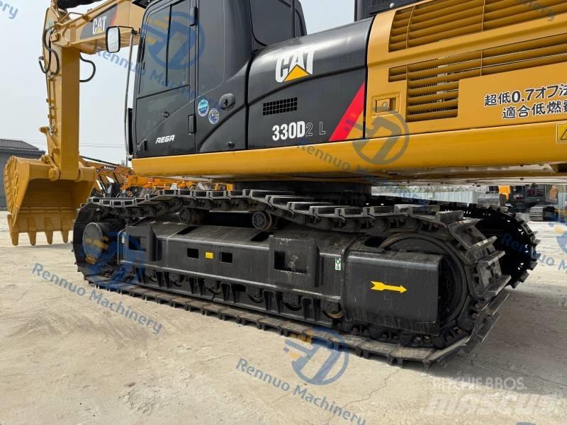 CAT 330D2L Lánctalpas kotrók