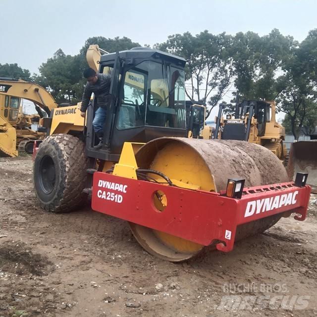Dynapac CA 25 D Egydobos hengerek