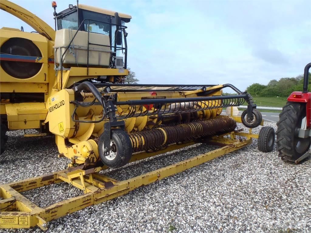 New Holland 366 Traktorok