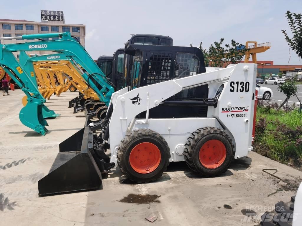 Bobcat S 130 Kompaktrakodók