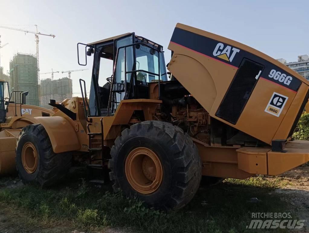 CAT 966 G Gumikerekes homlokrakodók