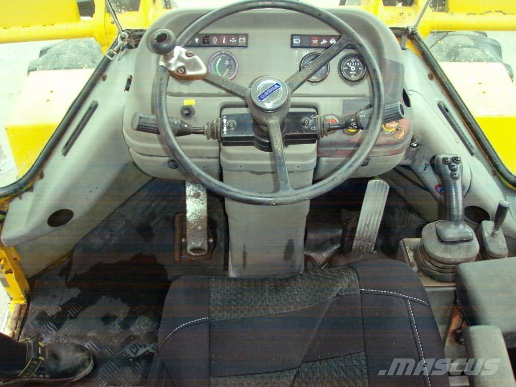 Zettelmeyer ZL 1002 Gumikerekes homlokrakodók