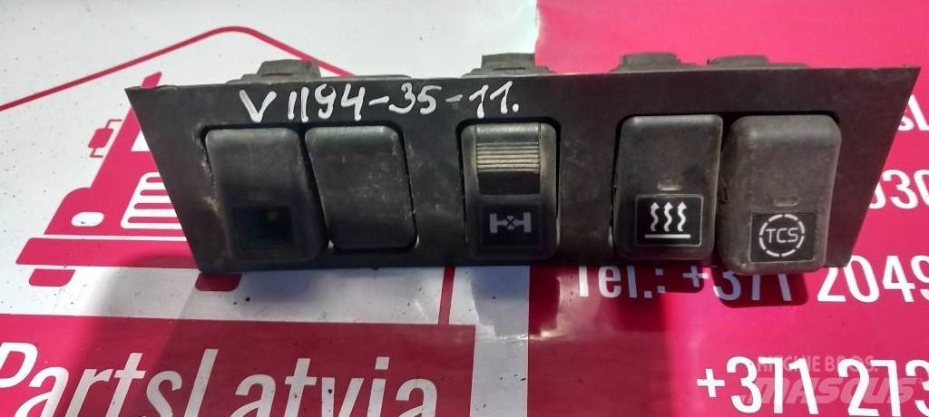 Volvo FH 12. 3175615 Vezetőfülke és belső tartozékok