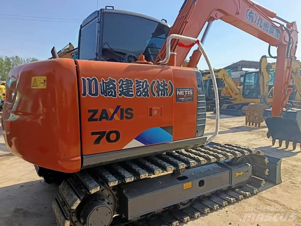 Hitachi ZX 70 Lánctalpas kotrók