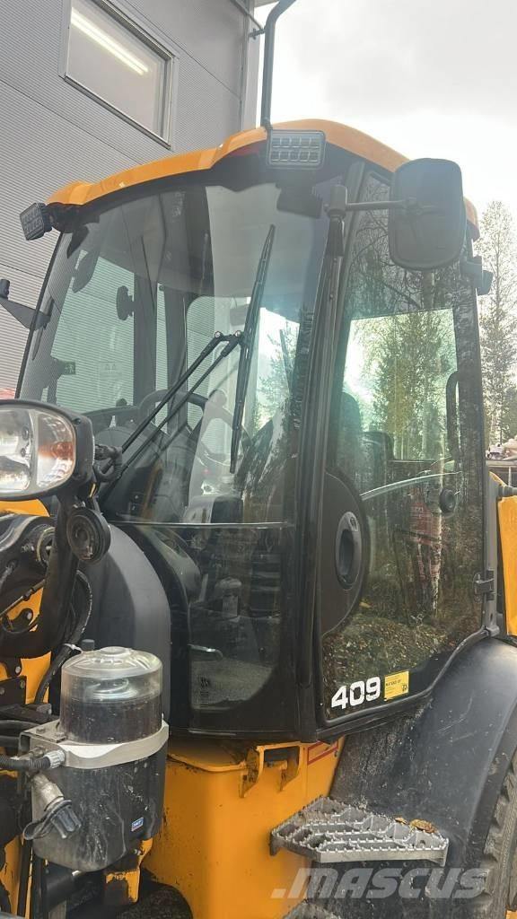 JCB 409 Gumikerekes homlokrakodók