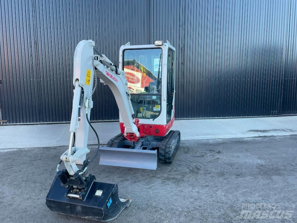 Takeuchi TB 216 Mini kotrók < 7t