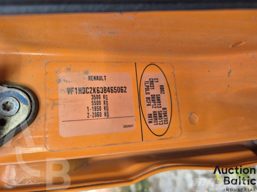 Renault Master Platós / Ponyvás teherautók