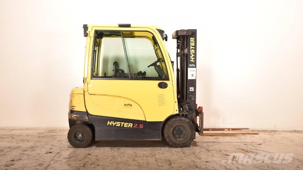Hyster J2.5XN Elektromos targoncák
