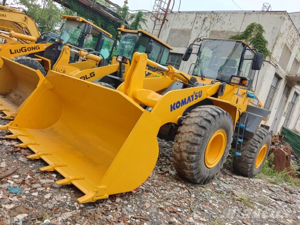 Komatsu WA 320-5 Gumikerekes homlokrakodók