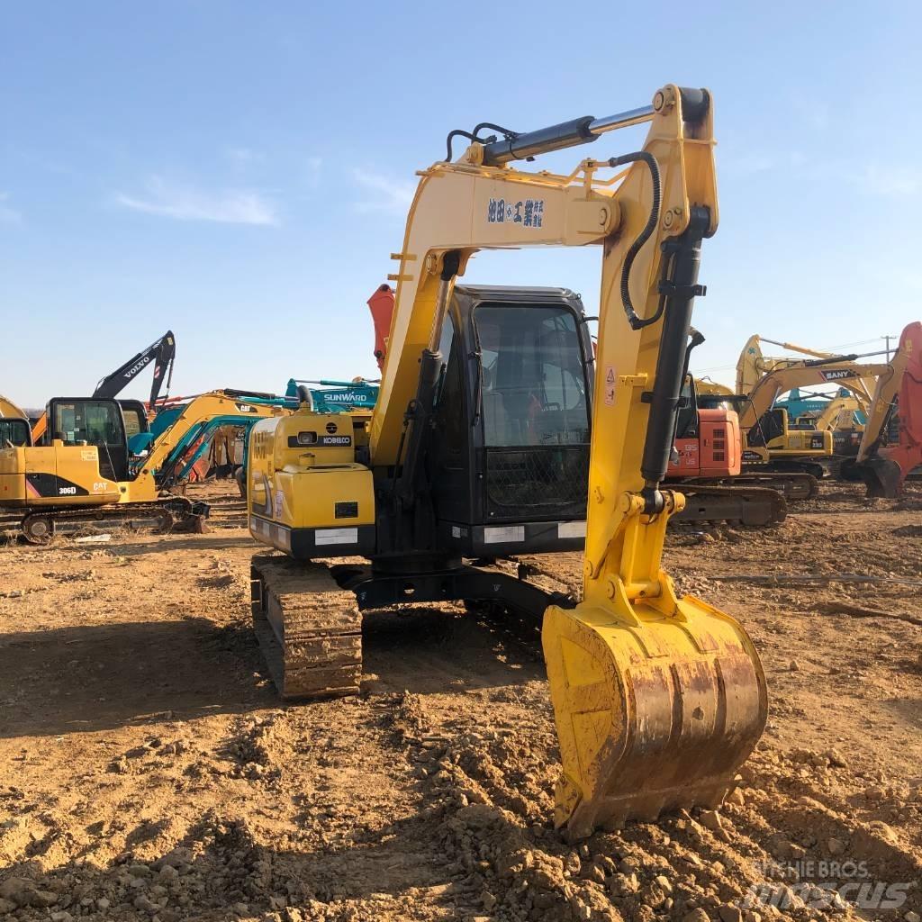 Kobelco SK 75 Lánctalpas kotrók