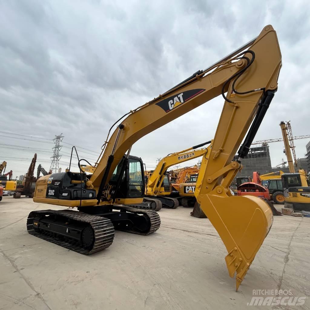 CAT 320C Lánctalpas kotrók