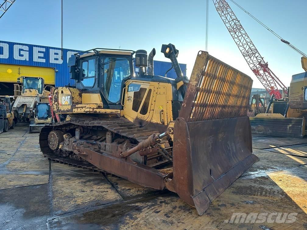CAT D 7 E LGP lánctalpas dózerek