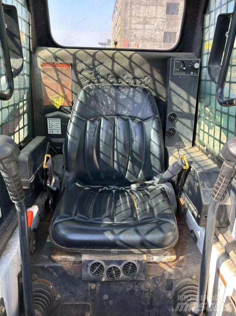Bobcat S 753 Kompaktrakodók