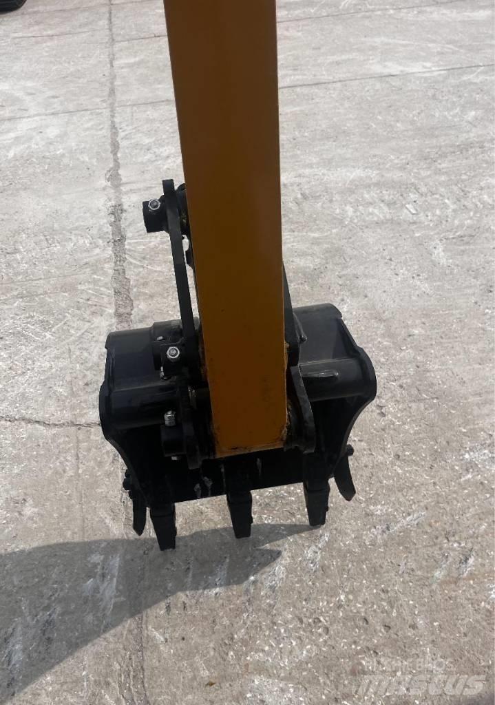 Sany SY 16 C Mini kotrók < 7t