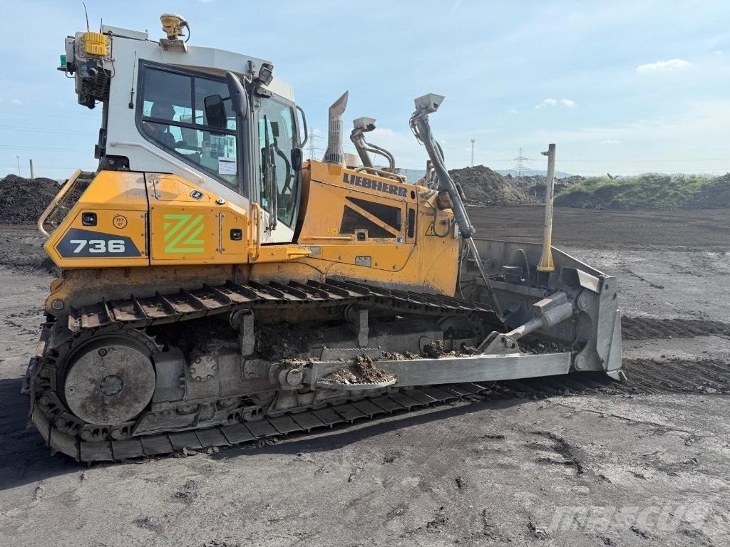 Liebherr 736 lánctalpas dózerek