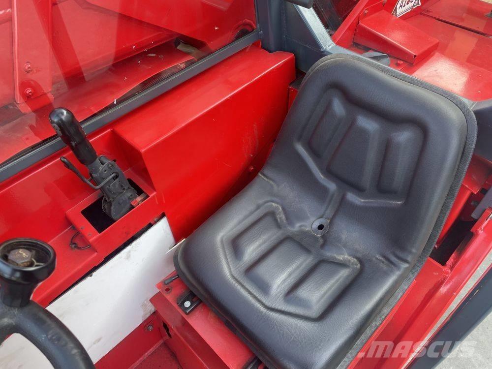 Manitou BT 420 Teleszkópos rakodók