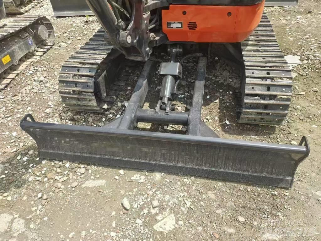 Kubota U 35 Mini kotrók < 7t
