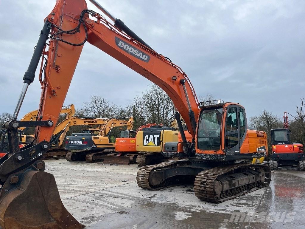 Doosan DX 225 LC-3 Lánctalpas kotrók