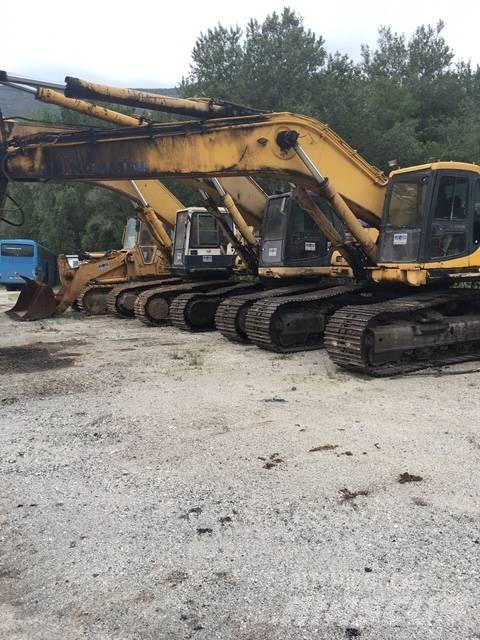 Komatsu 450 Lánctalpas kotrók